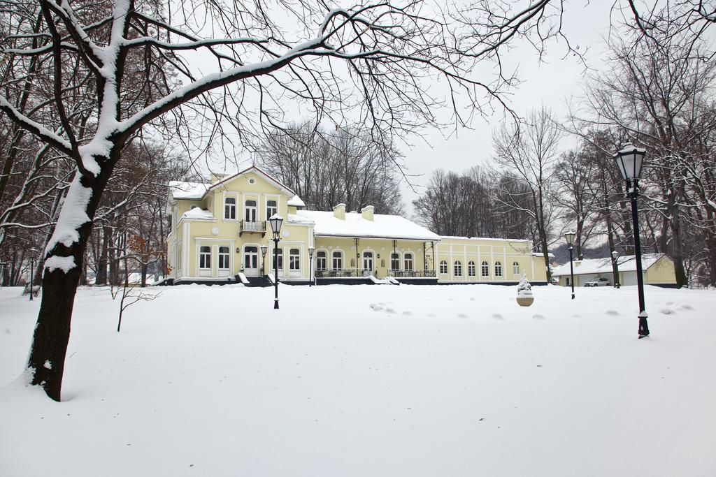 Dwor Na Wolicy Hotel Debica  Exterior photo